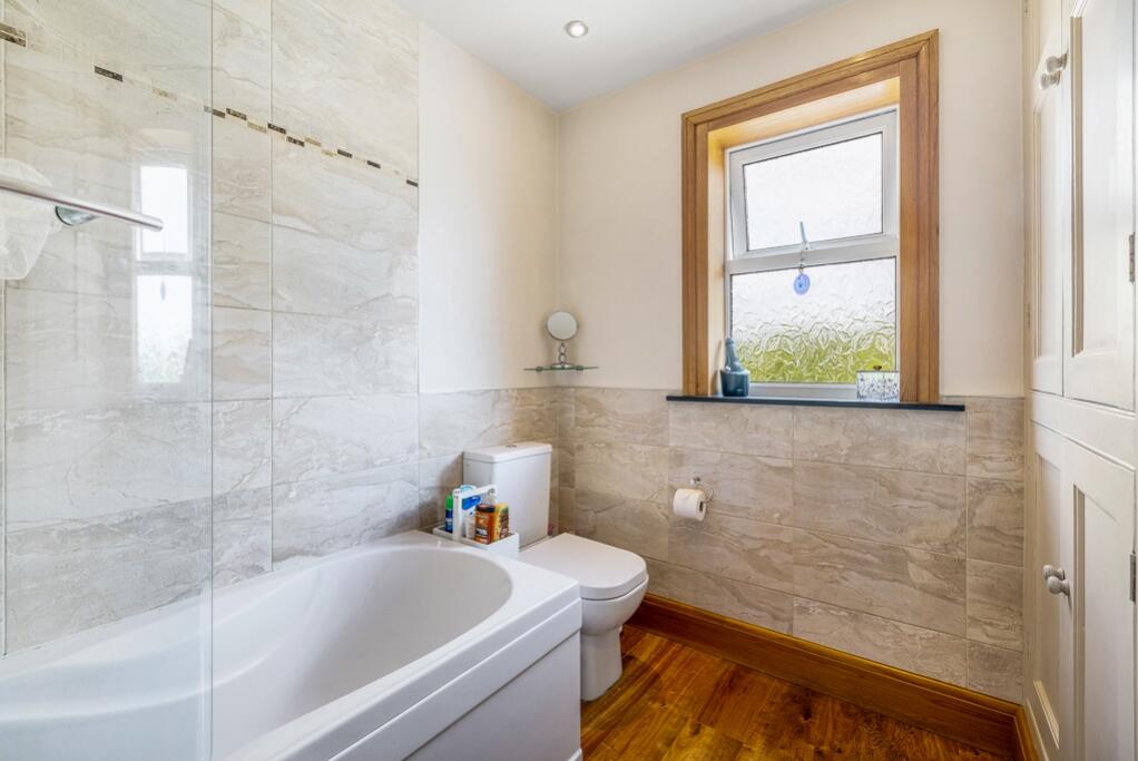 61 Rosebery Avenue (Boston)-32