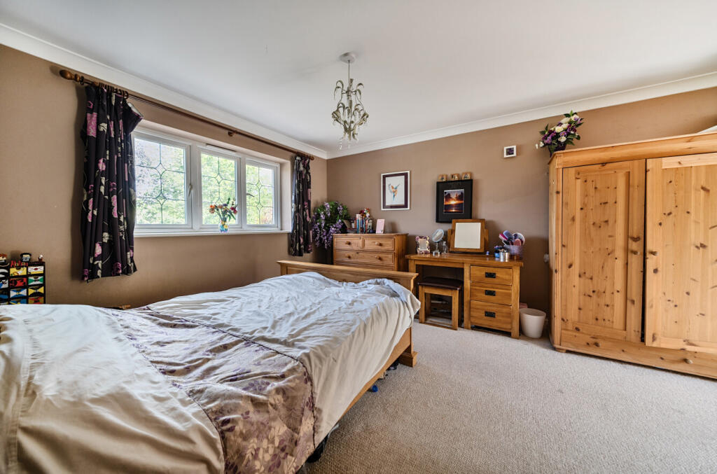 33-681c9f1b0f5d9-...