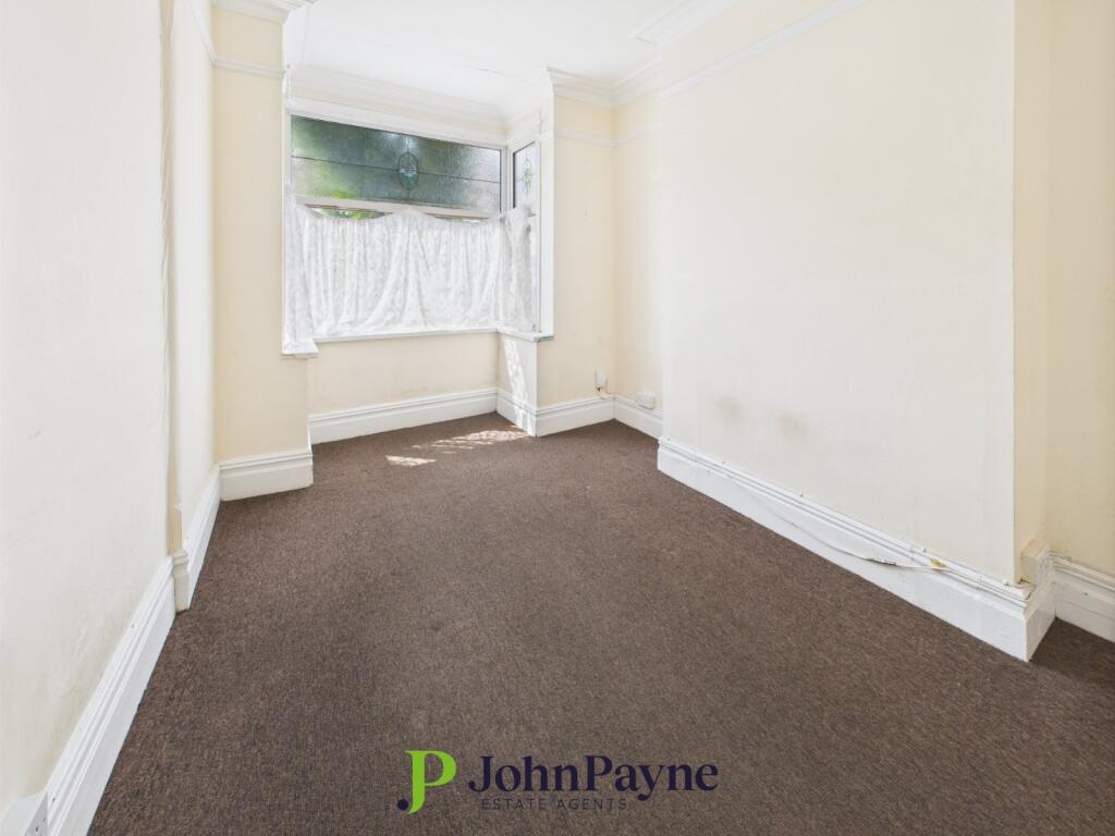 Reception/Bedroom