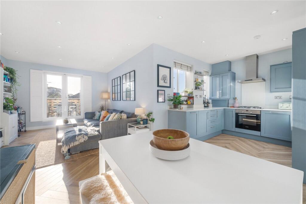 Reception/Kitchen