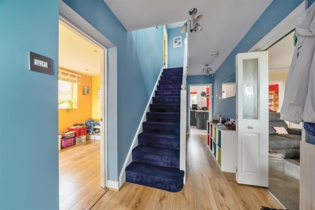 17 Harebell Close