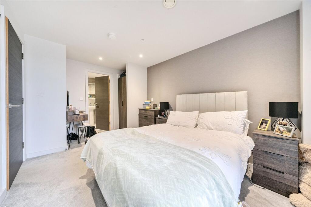 Picture No. 06