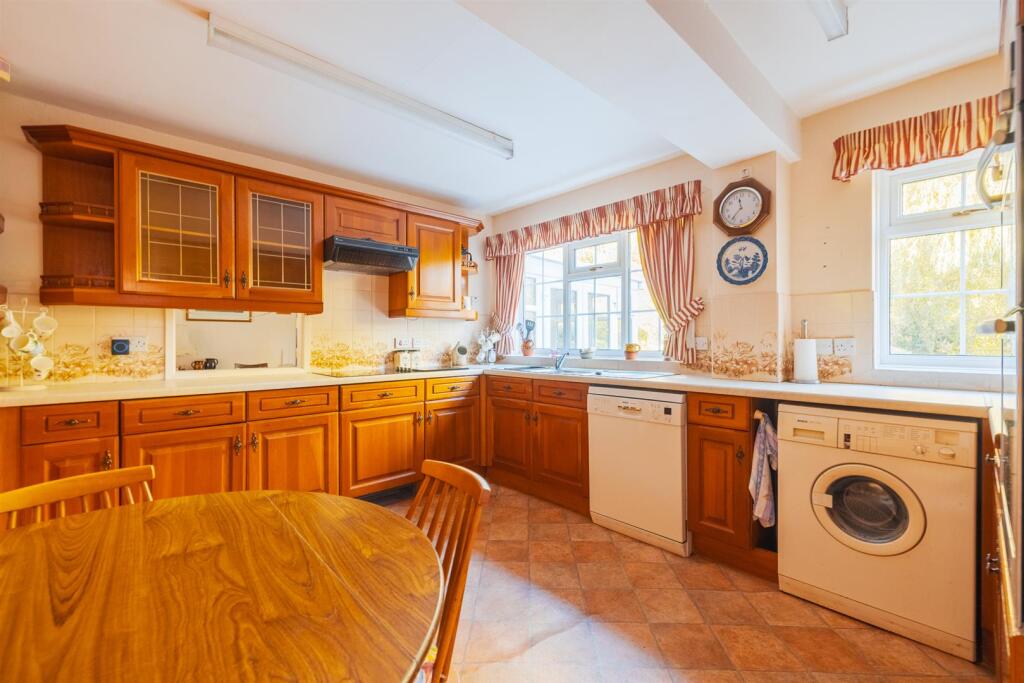 1 Flint Meadow-20.jpg