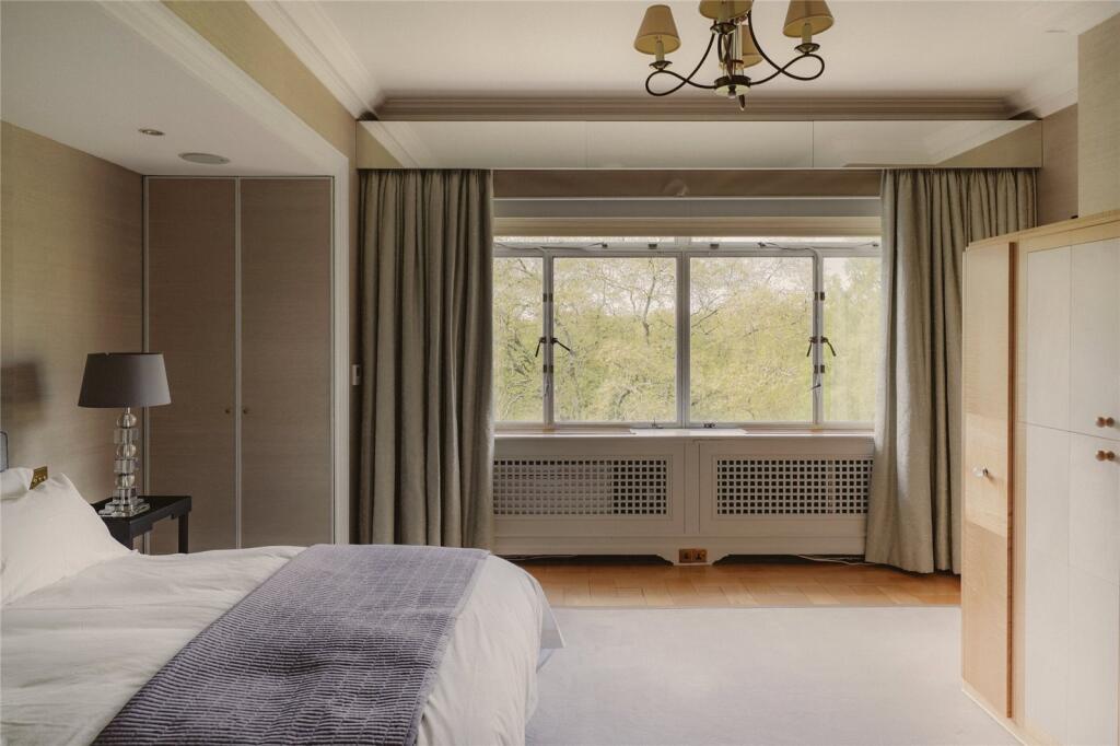 Principal Bedroom
