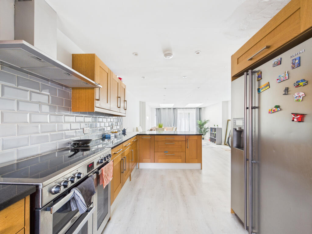 kitchen (2)