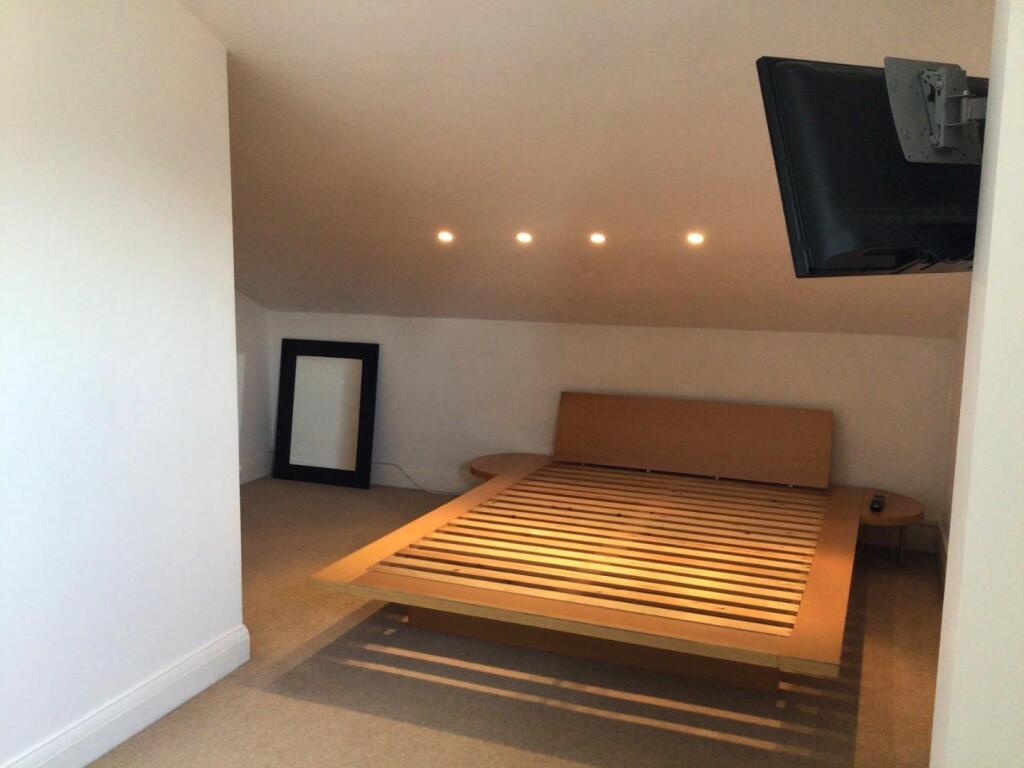 17 Amorella House - bedroom 1 (1).jpg