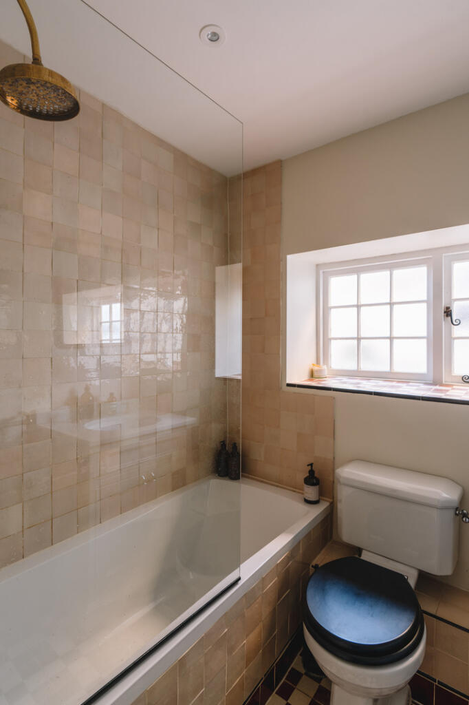 245119 - 18Newtown_BradfordOnAvon_HighRes-18.jpg