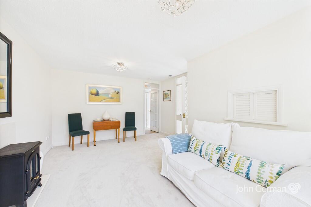 CAM05058G0-PR0094...