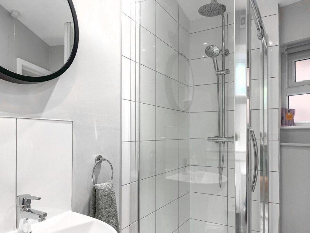 Shower.jpg