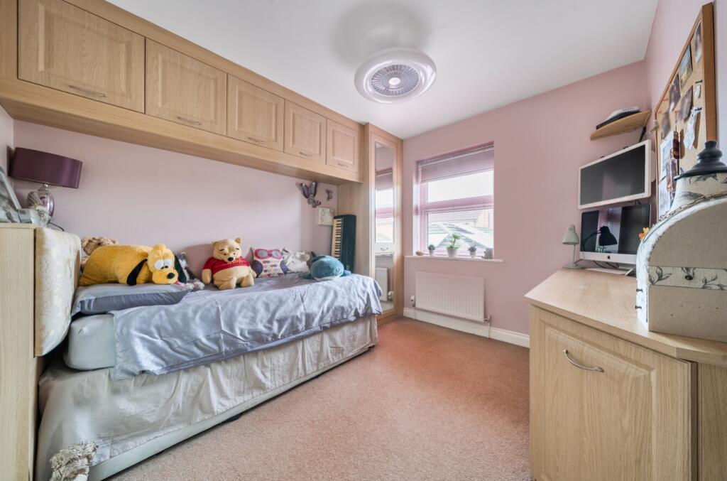 1376497-18-6911e9e078783