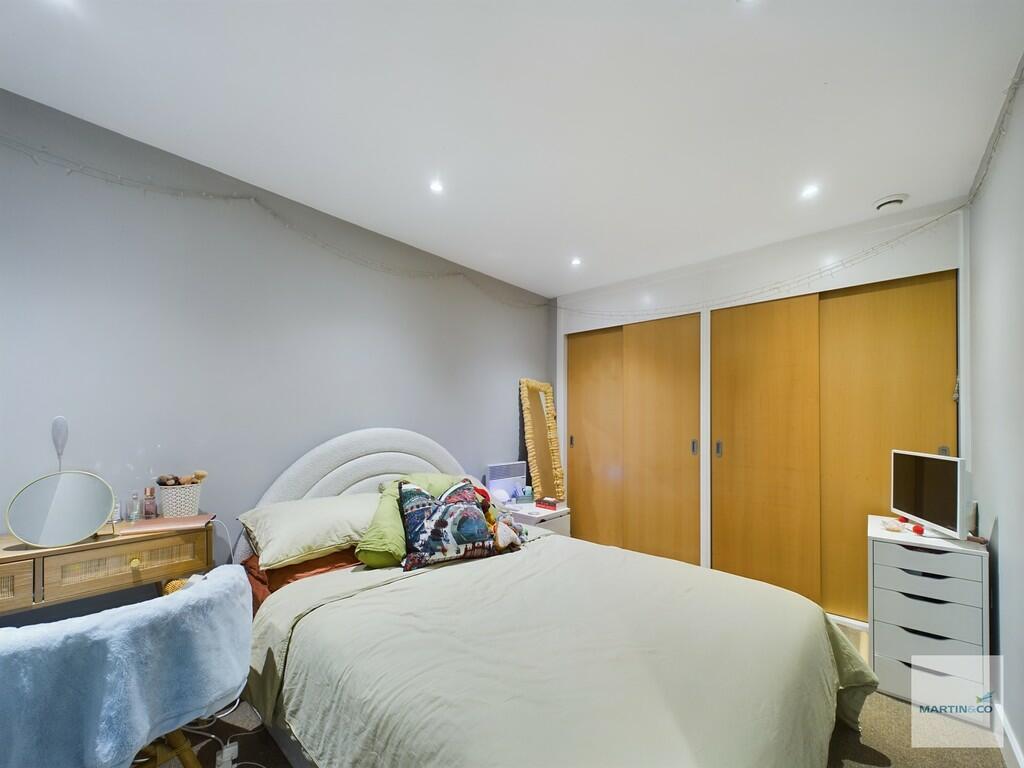 CAM03394G0-PR0060...