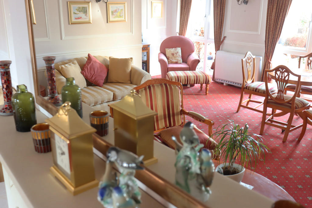 Communal Lounge