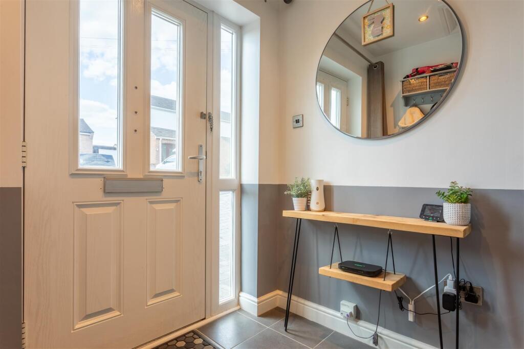 DWELEST - 16 Harrow Road, Swadlincote, DE11 0XD-00
