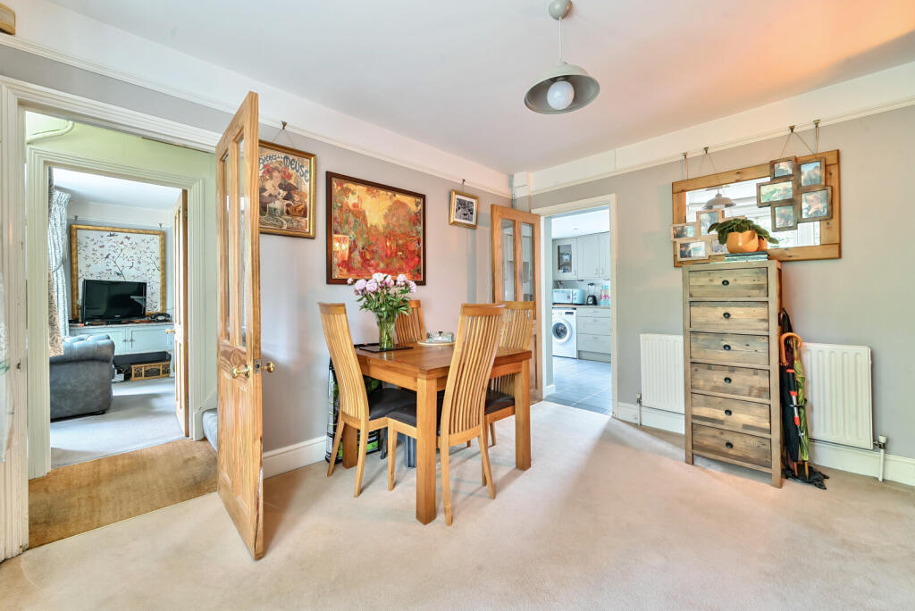 1317356-18-685d54...