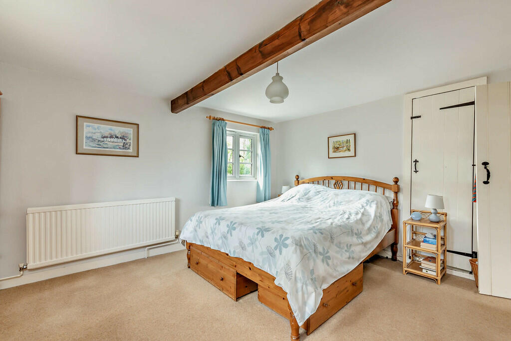 8619757-interior0...