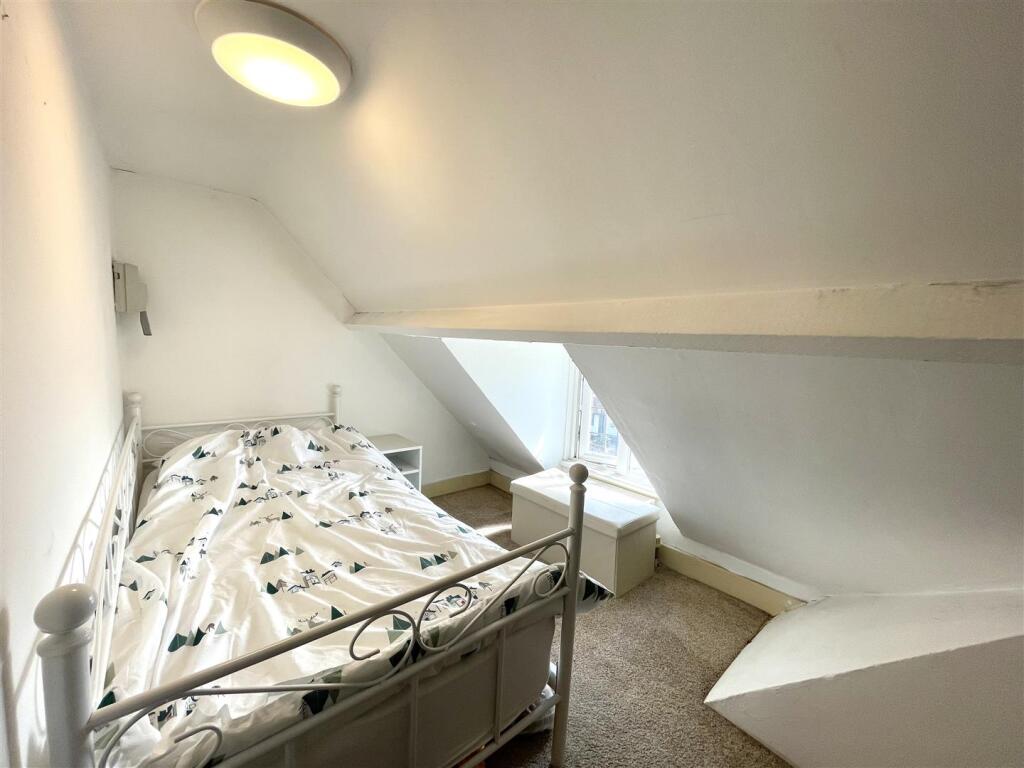 Dressing Room / Storage