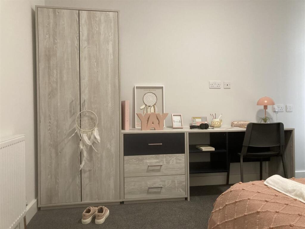 Walgrave Street 56 Room 3e.JPG