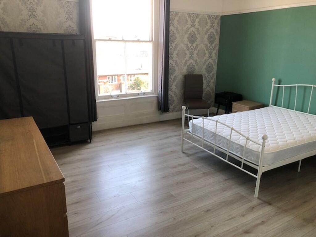 flat2,12Withbed1x