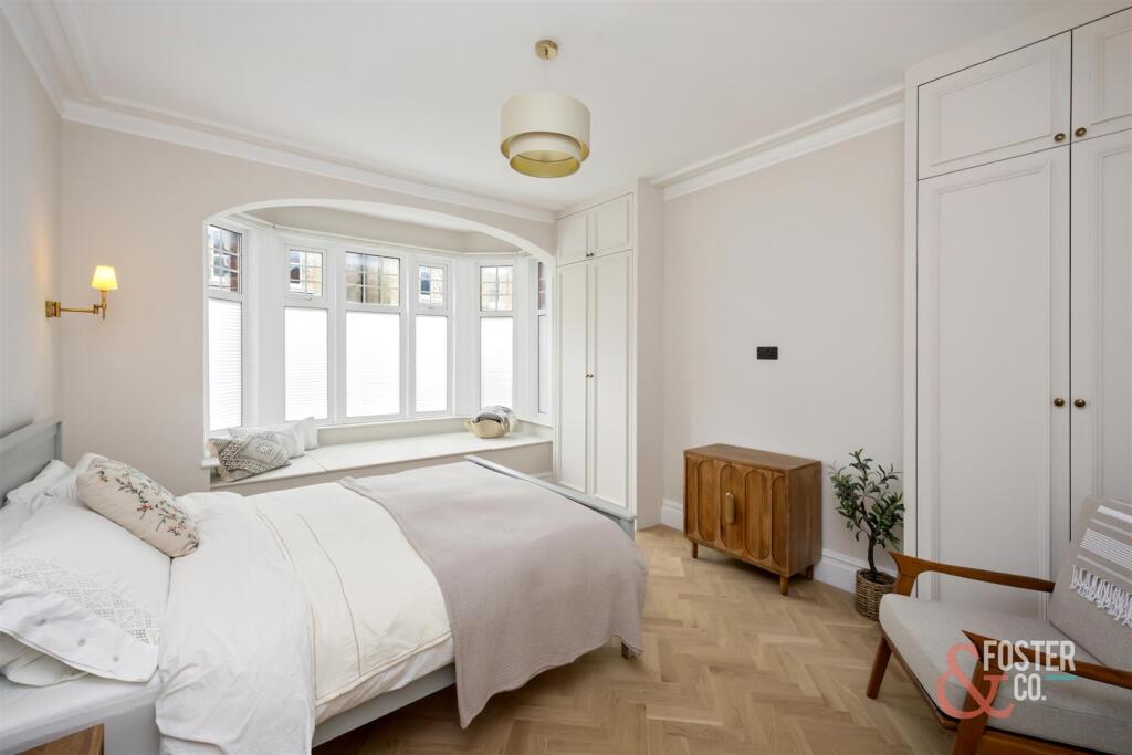 Lawrence Road, 19, Garden Flat-003.jpg