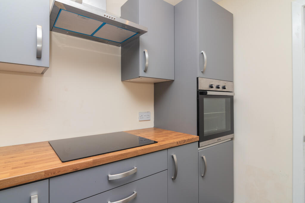 177 Invergyle Drive, Cardonald Glasgow G52 2BS 3L-