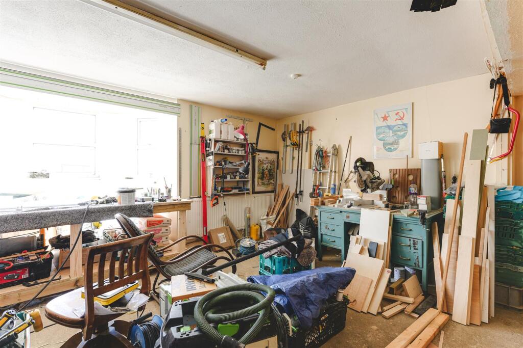 Mildenhall Road-20.jpg