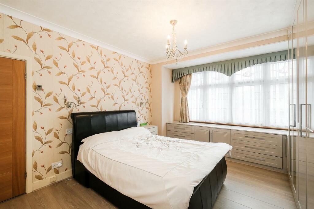 59 Normanshire Drive-14_web.jpg