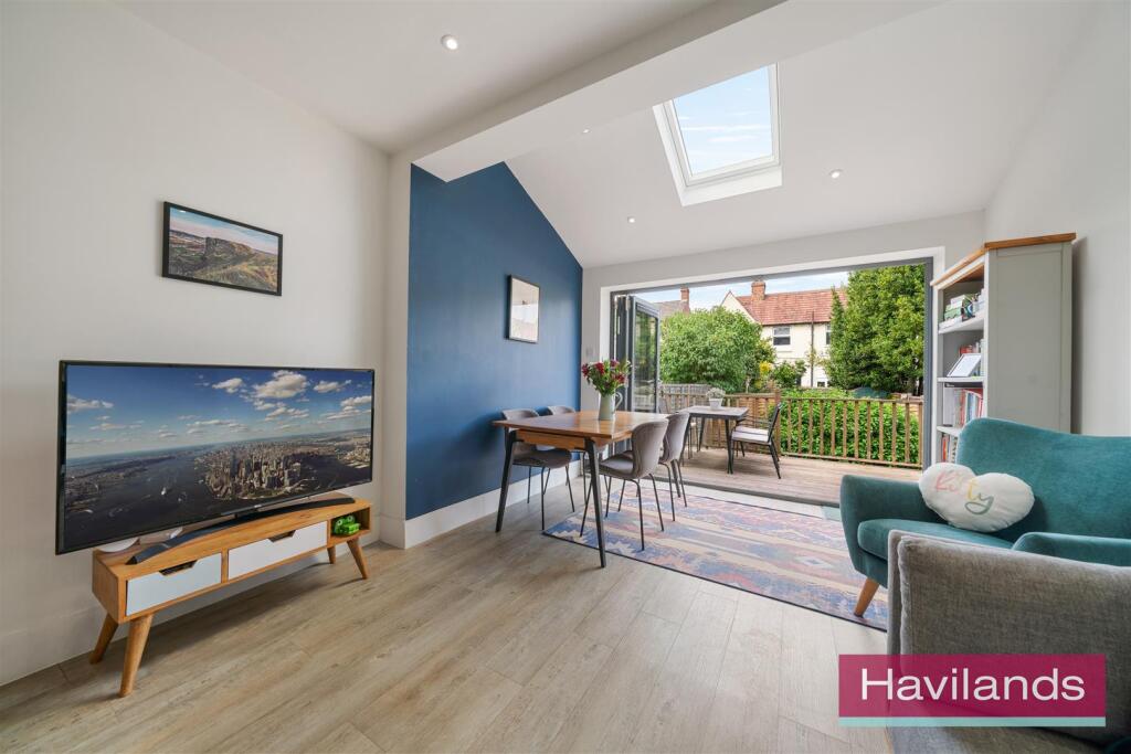 Eaton Park Road-4.jpg