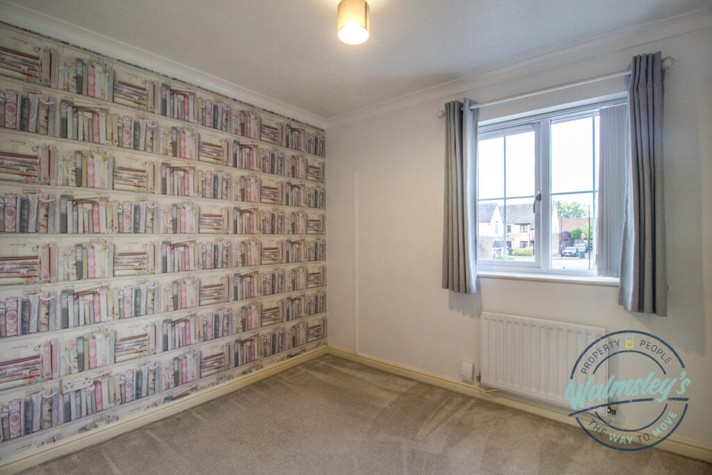 Main bedroom with built in wardrobe