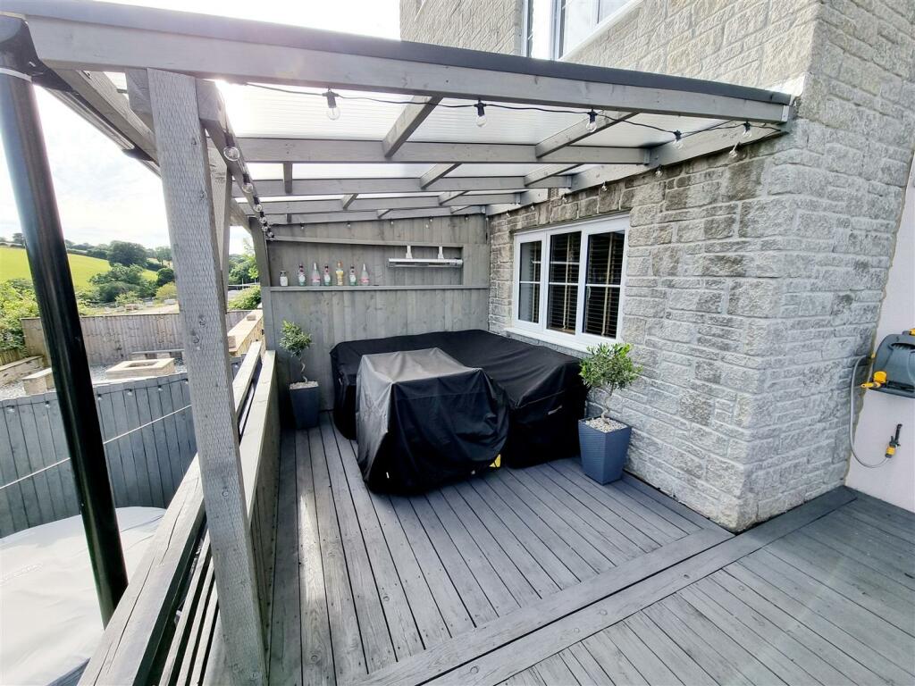 Seating area.jpg