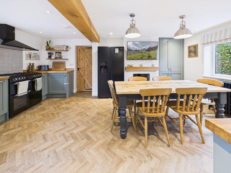 Dining Kitchen
