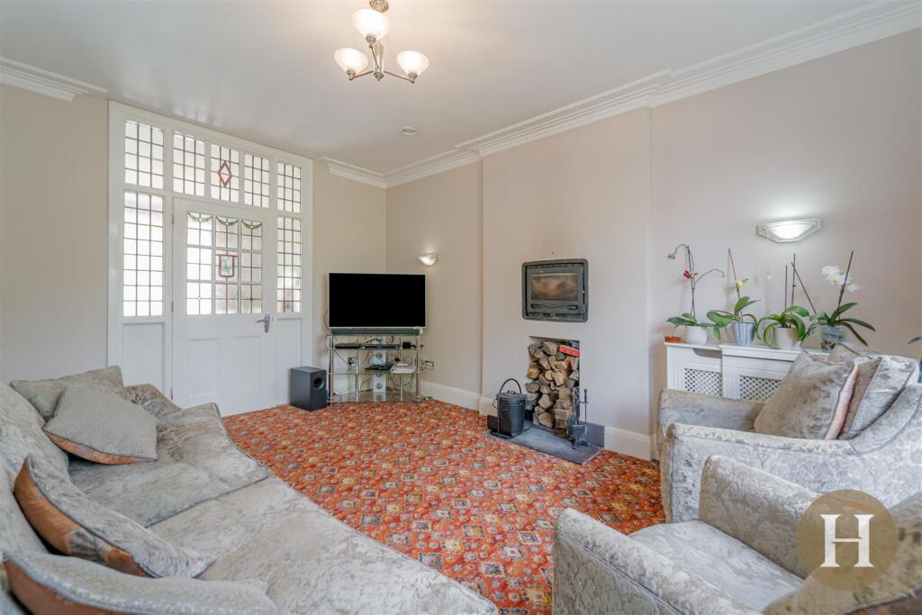 Hadleigh Estate Agents-8.jpg