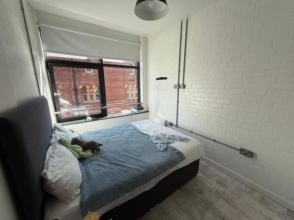 WhatsApp Image 2025-09-04 at 10.38.44 (4).jpeg