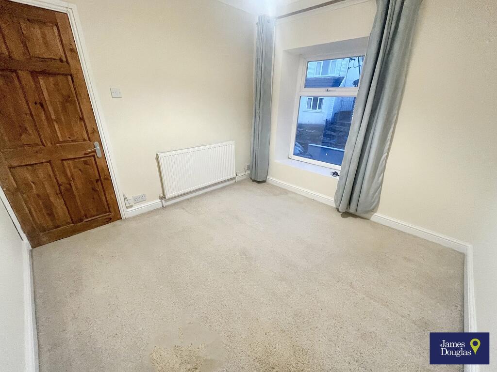 Bed34