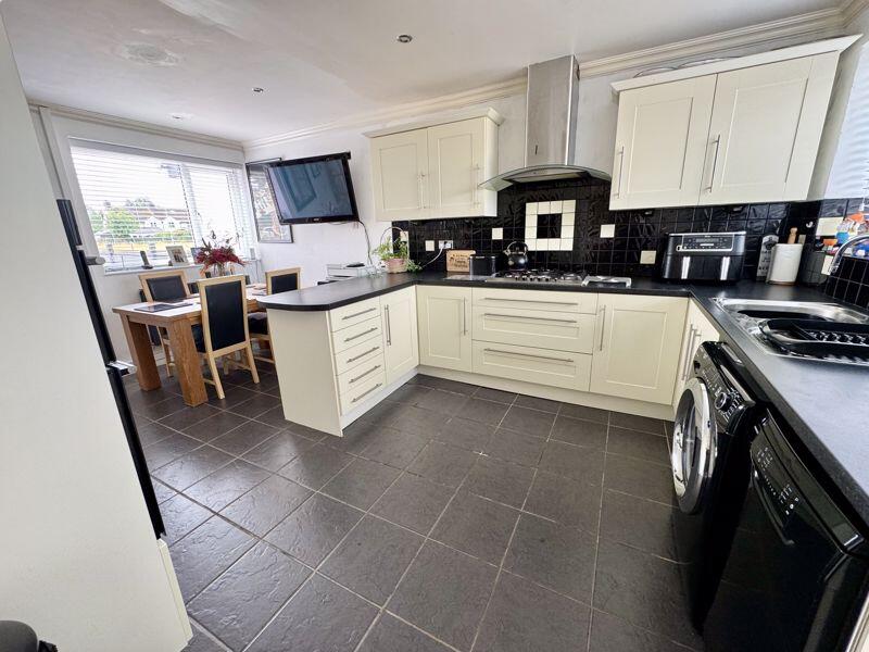 Open Plan Dining Kitchen