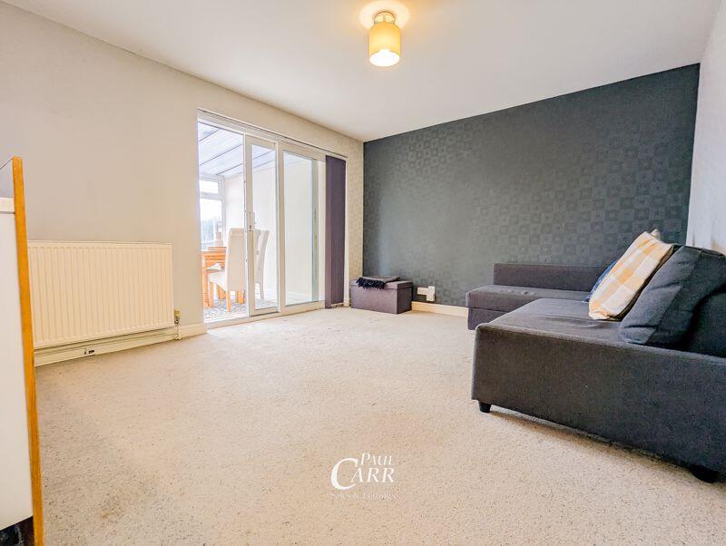 Open Plan Kitchen-Living Area