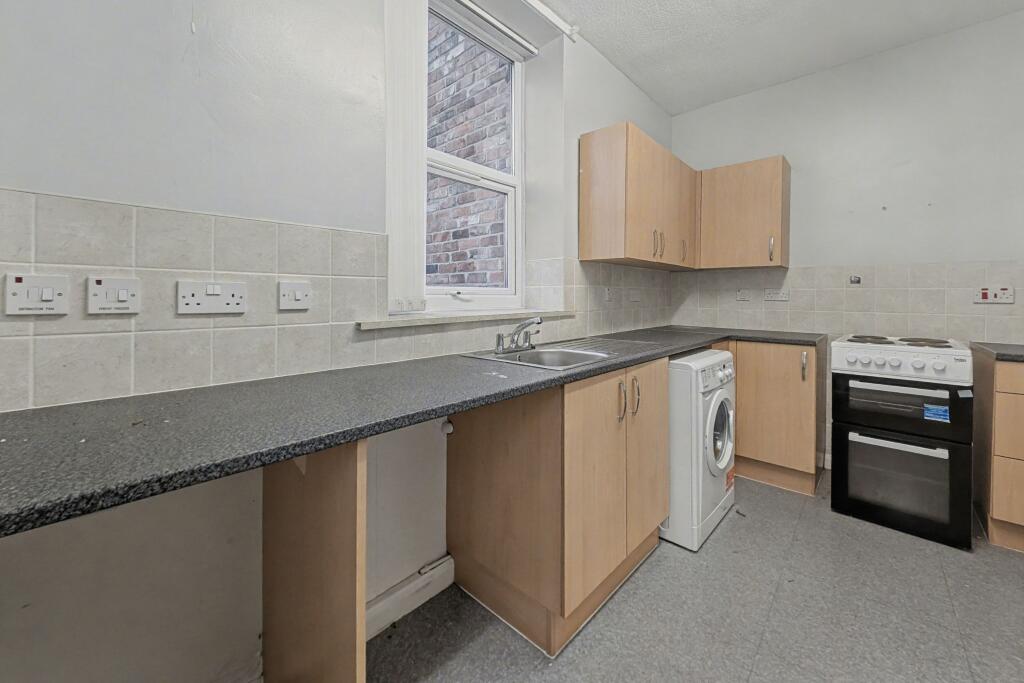 1/1A Tynevale Terrace, Bensham, Gateshead, Tyne &amp; Wear, NE8 2XY