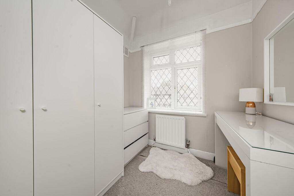 Photo Oct 08 2025...