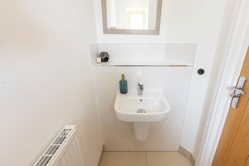 Cloakroom 