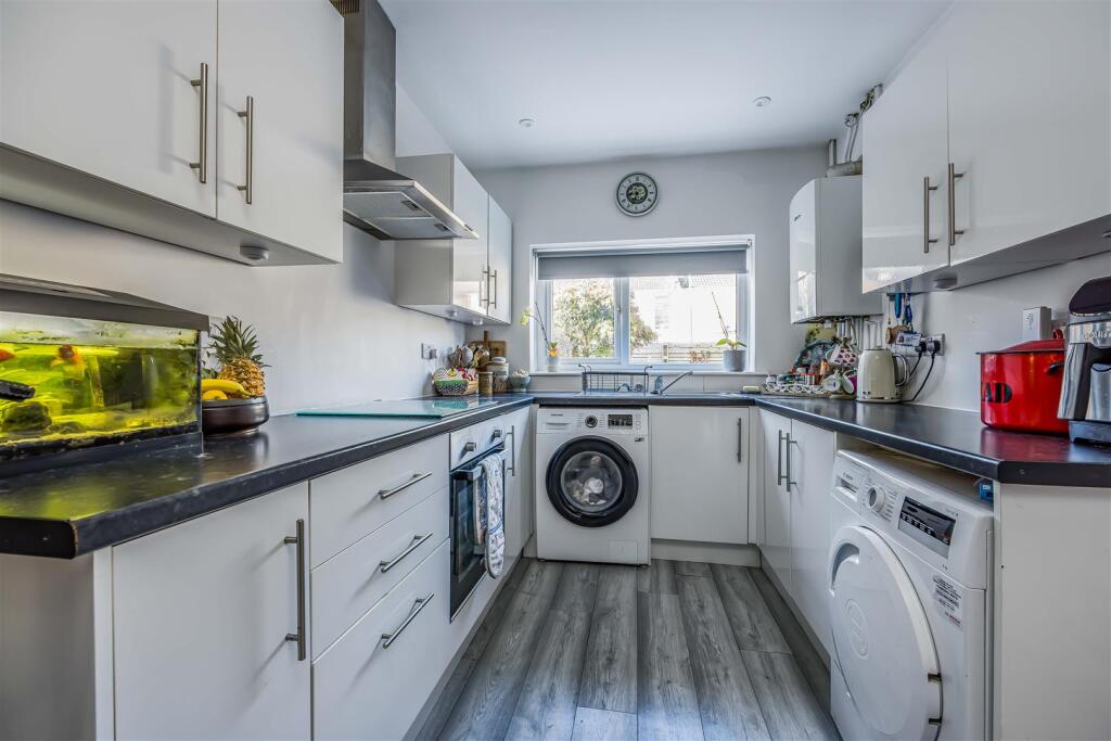 28 Liverpool Road, Portsmouth-Small-PorticoMarketi