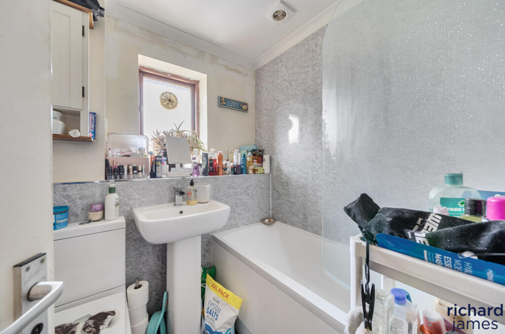 235bfe6339b7416a88ba2d440feca4b5