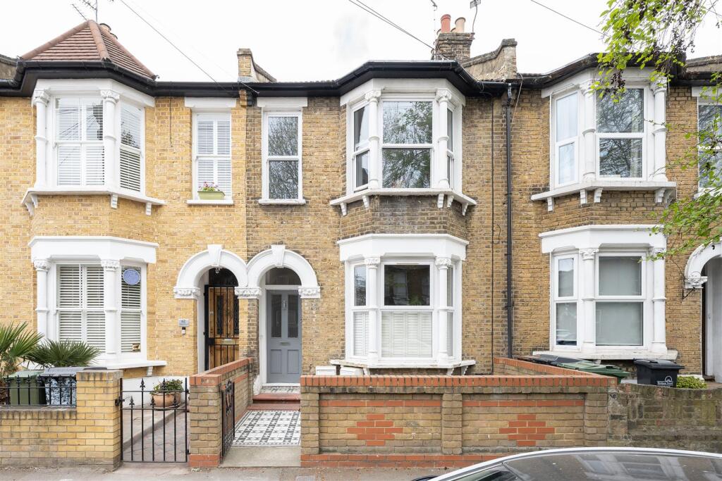 Coppermill Lane, E17