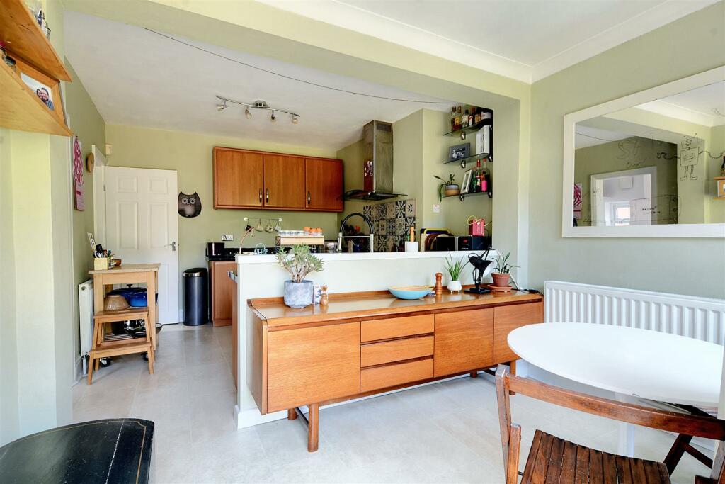 Kitchen Diner_1.jpeg