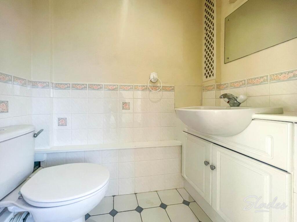 51 Fitzmaurice WC to