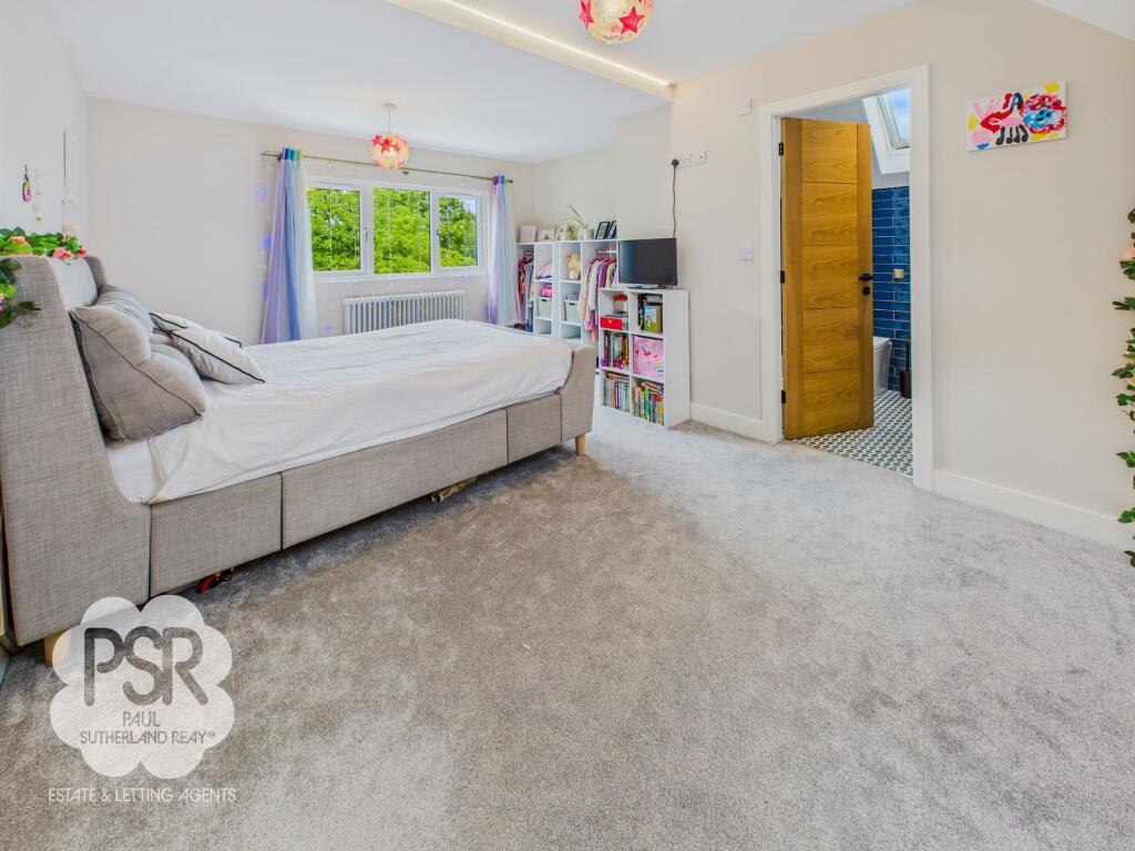 Principal Suite Bedroom