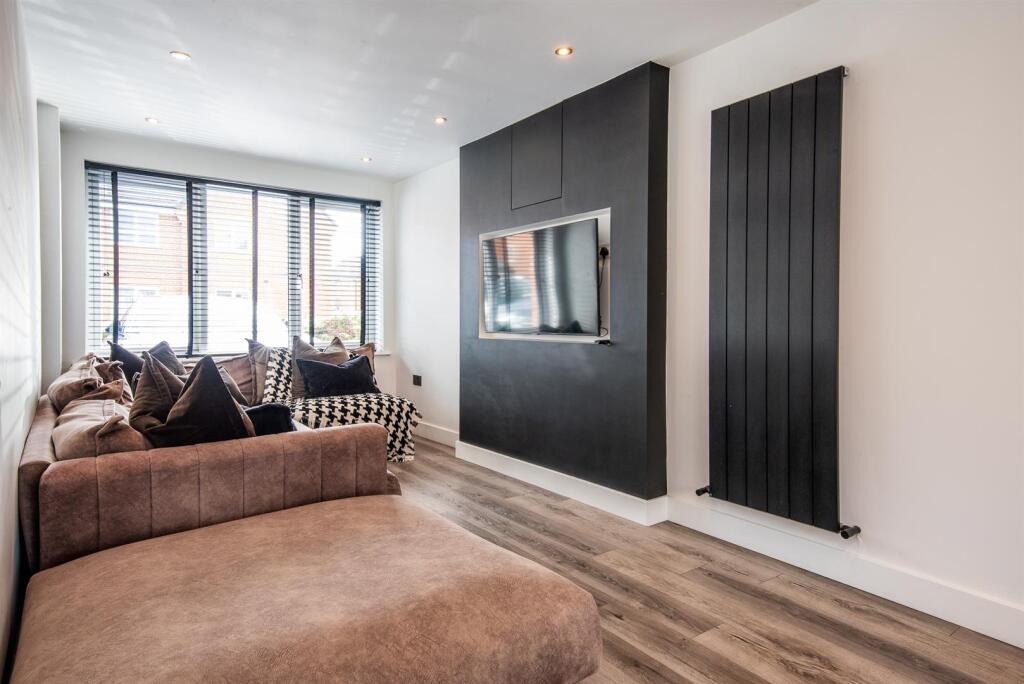 Lounge/Diner/Kitchen