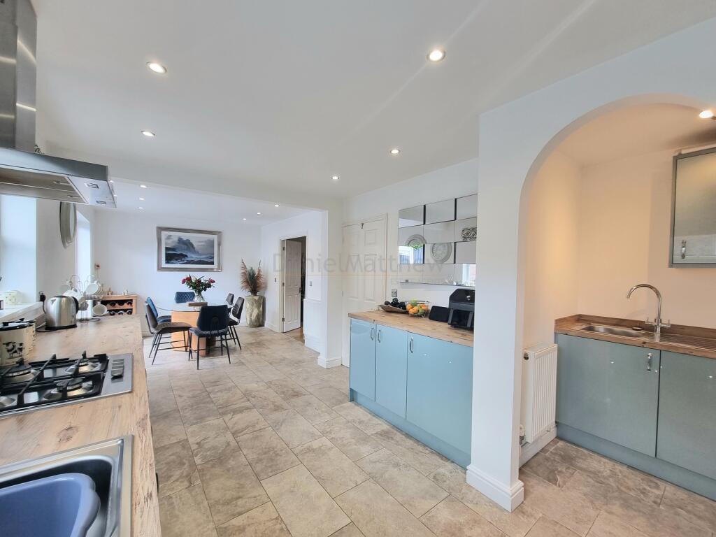 Kitchen/Diner/Family Room