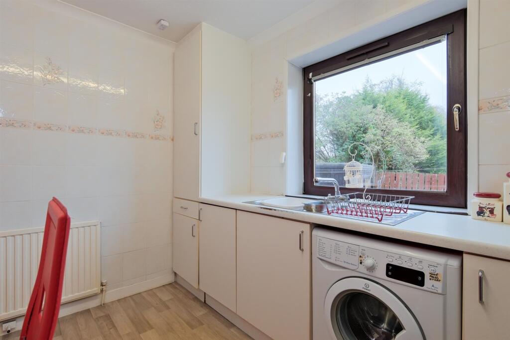 025-15 Westwood Rd, Newmains, Wishaw ML2 9DA.jpg