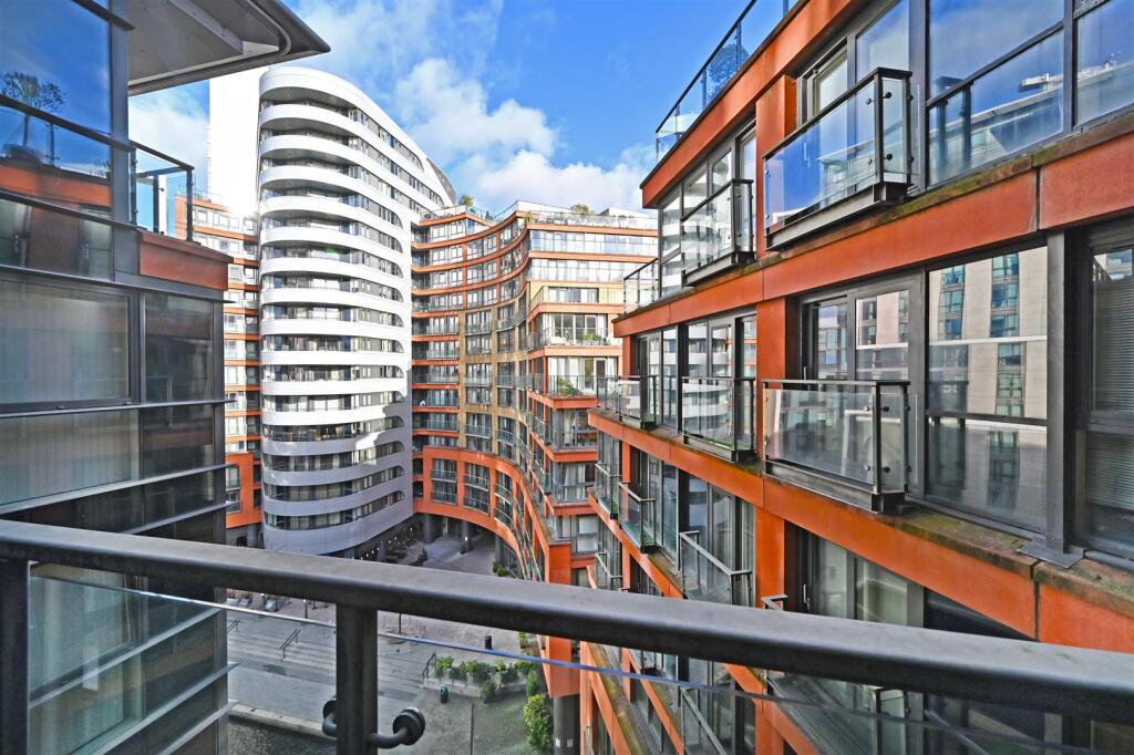 612-Penninsula-Apartments (8).JPG