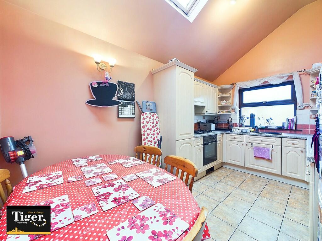 CAM03440G0-PR0198...