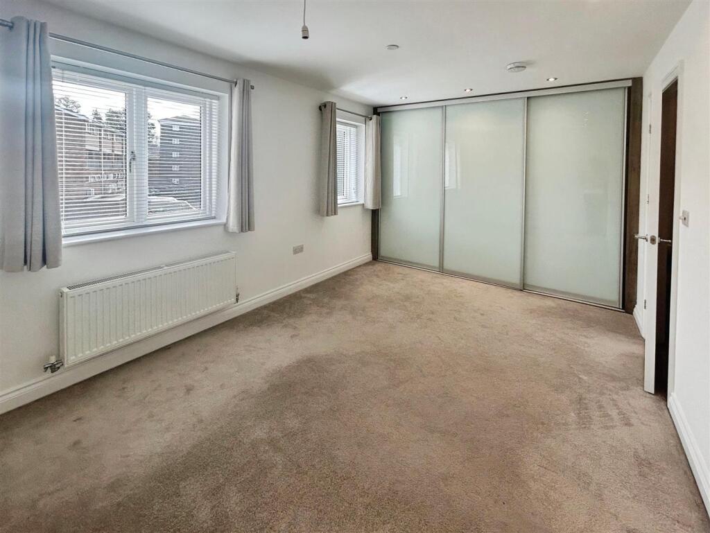 519e1edb--4C3A-A45B-7D5FD54B96ED-20746-00000F6D3DE